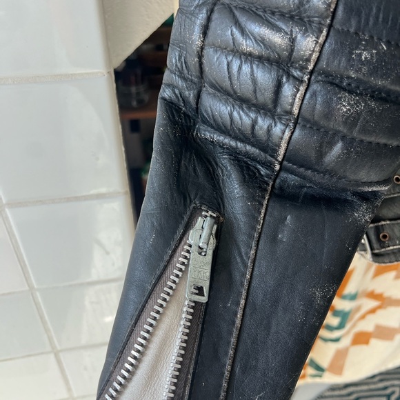 Vintage Leather Jacket - Erel Hamburg Size 40. Perfectly worn in. - Picture 8 of 17